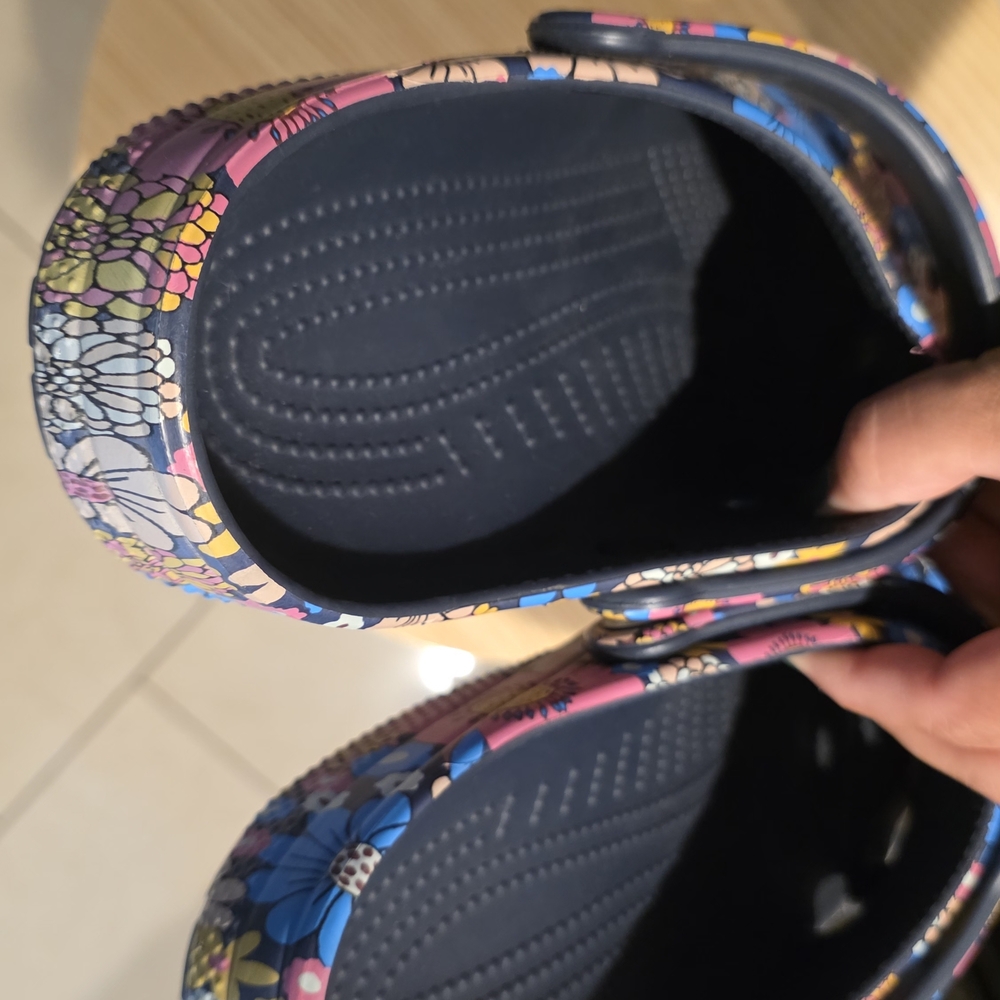 CROCS Floral Print Clogs in Blue, Pink, Yellow - Picture 3 of 4